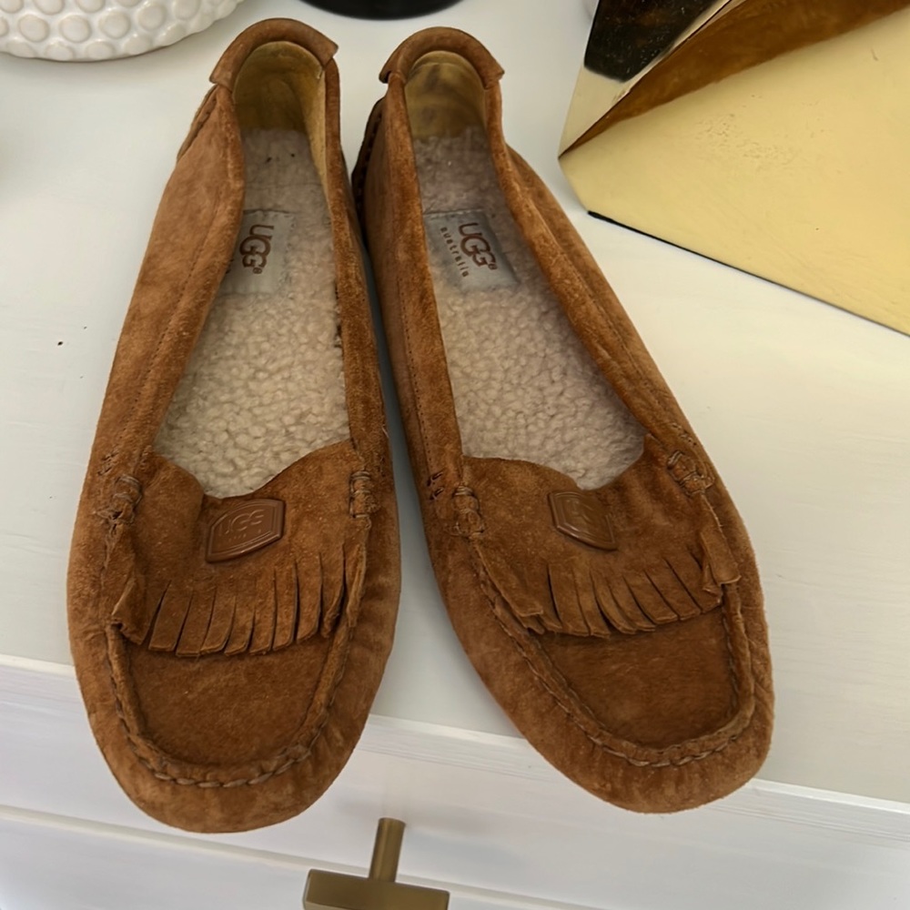 Gently used Ugg Flats